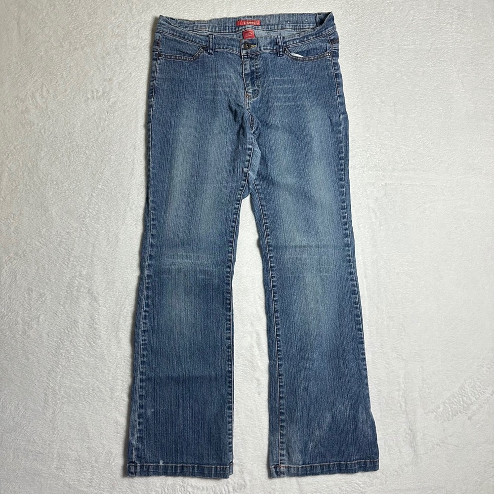 Vintage Shorty Star Jeans Women's 9 Blue Denim Y2K Low Rise Retro Flare 2000s